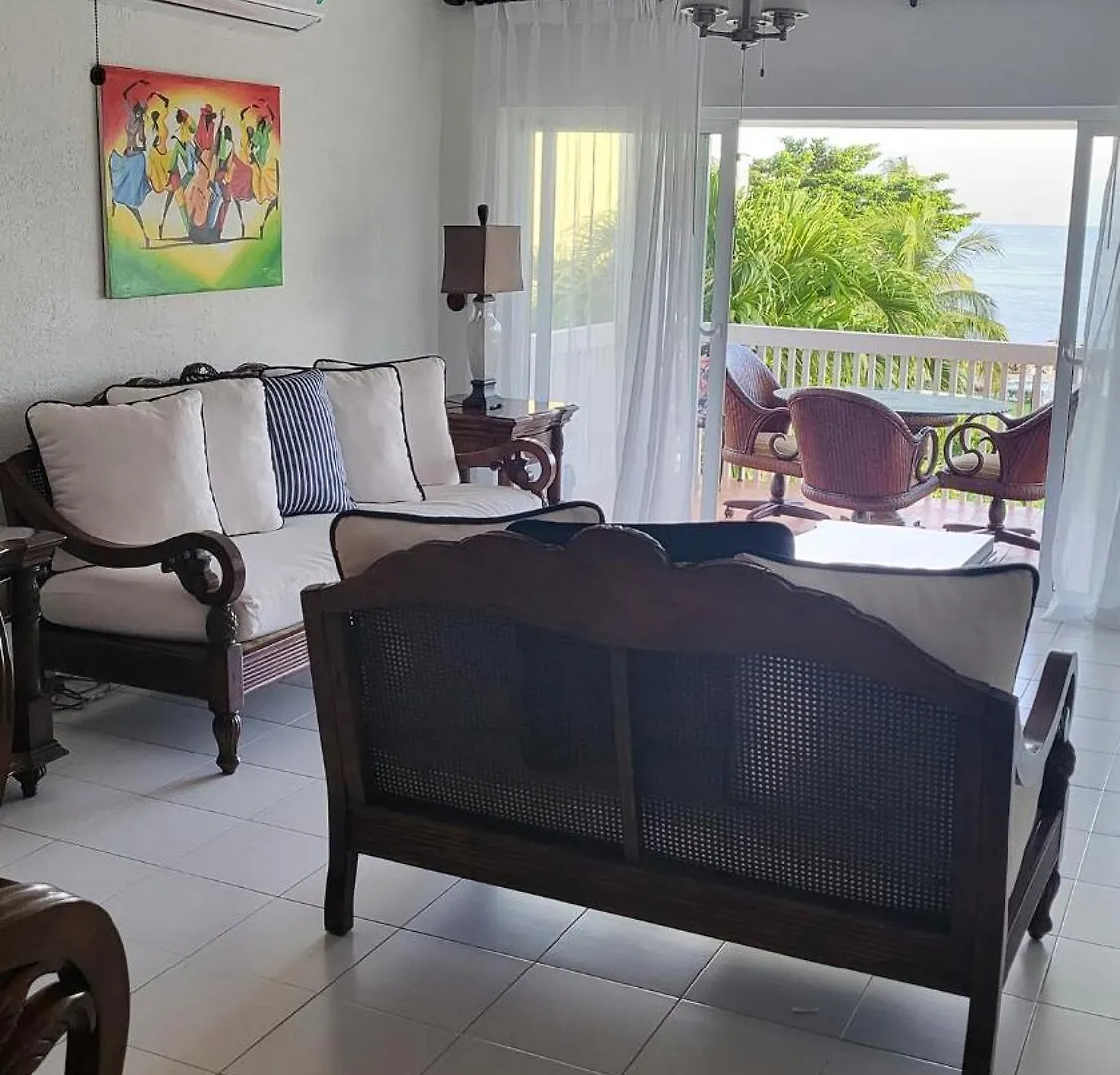 度假居 Beachfront 3 Bedroom House Tower Isle